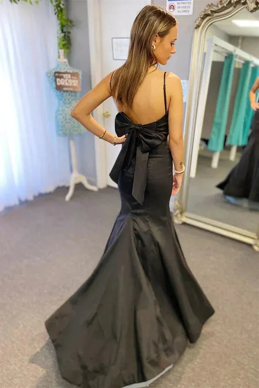 Sleek Mermaid Deep V Neck Sleeveless Bow-Back Train-Length Prom Dress