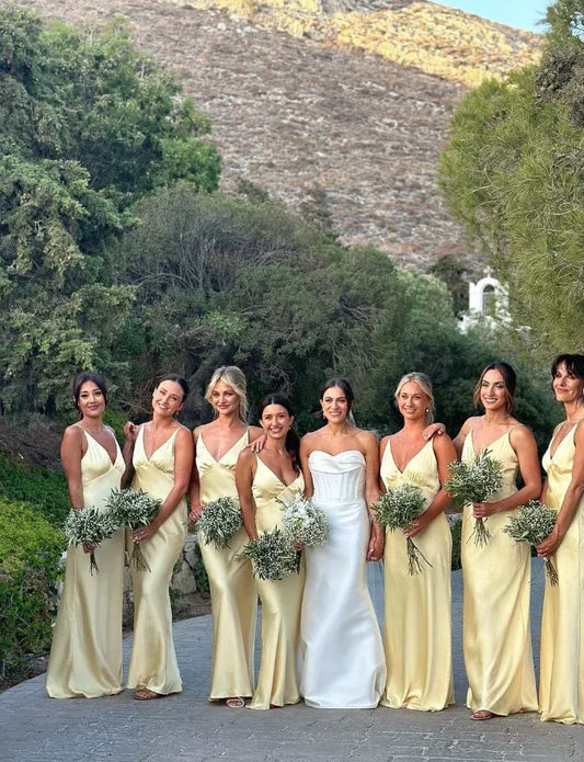 Elegant satin V-neck spaghetti-strap floor-length bridesmaid dress